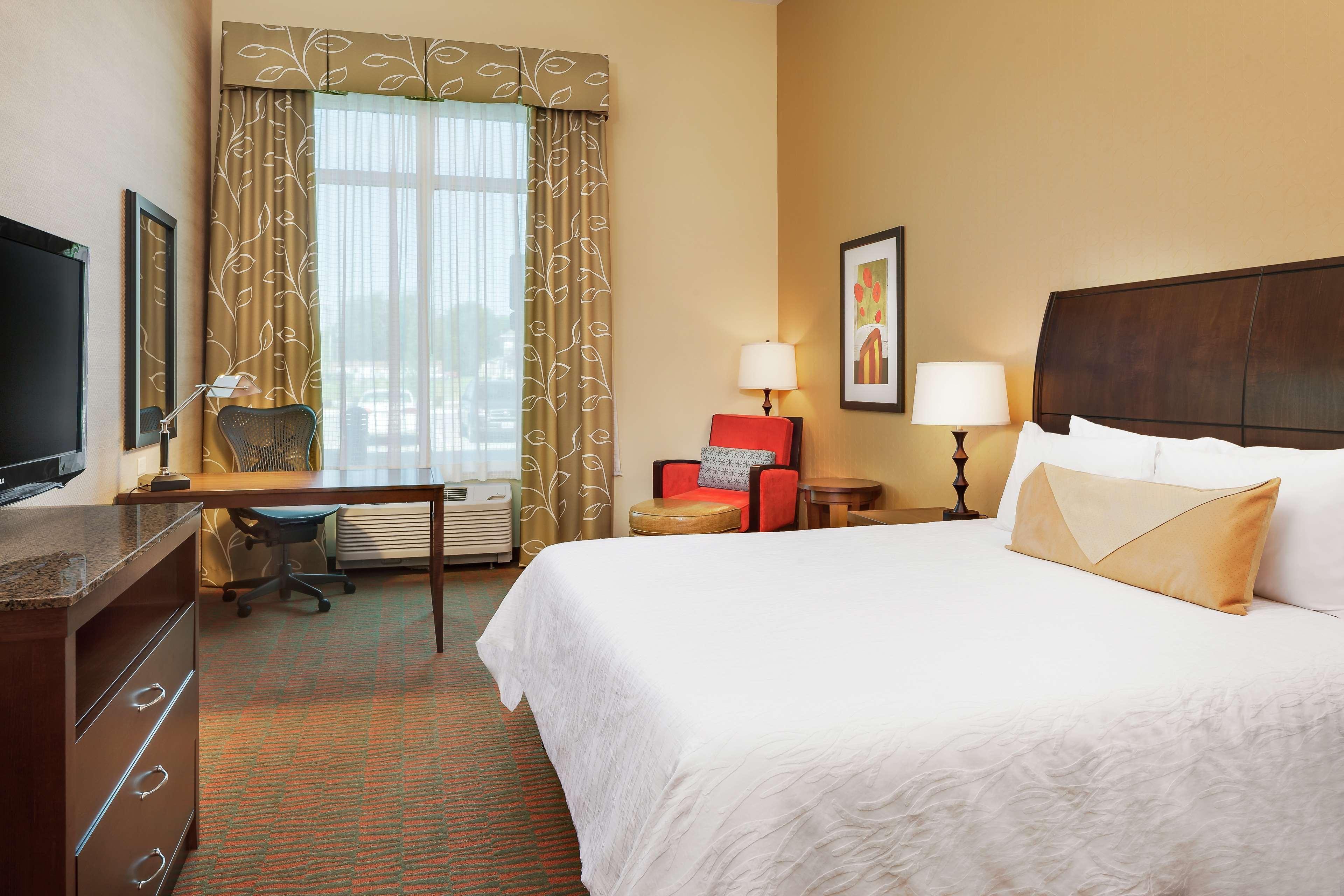 Hilton Garden Inn Manhattan Kansas Habitación foto