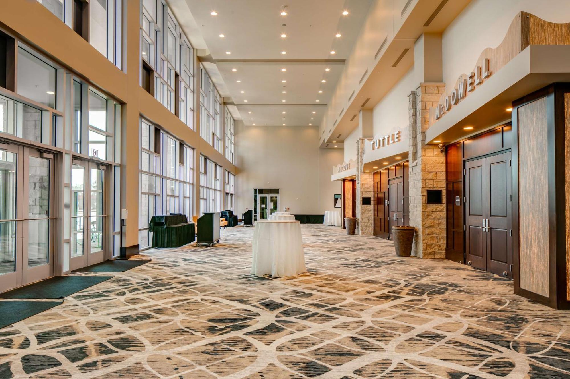 Hilton Garden Inn Manhattan Kansas Exterior foto