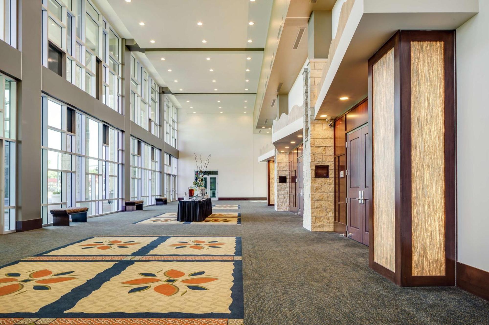 Hilton Garden Inn Manhattan Kansas Exterior foto